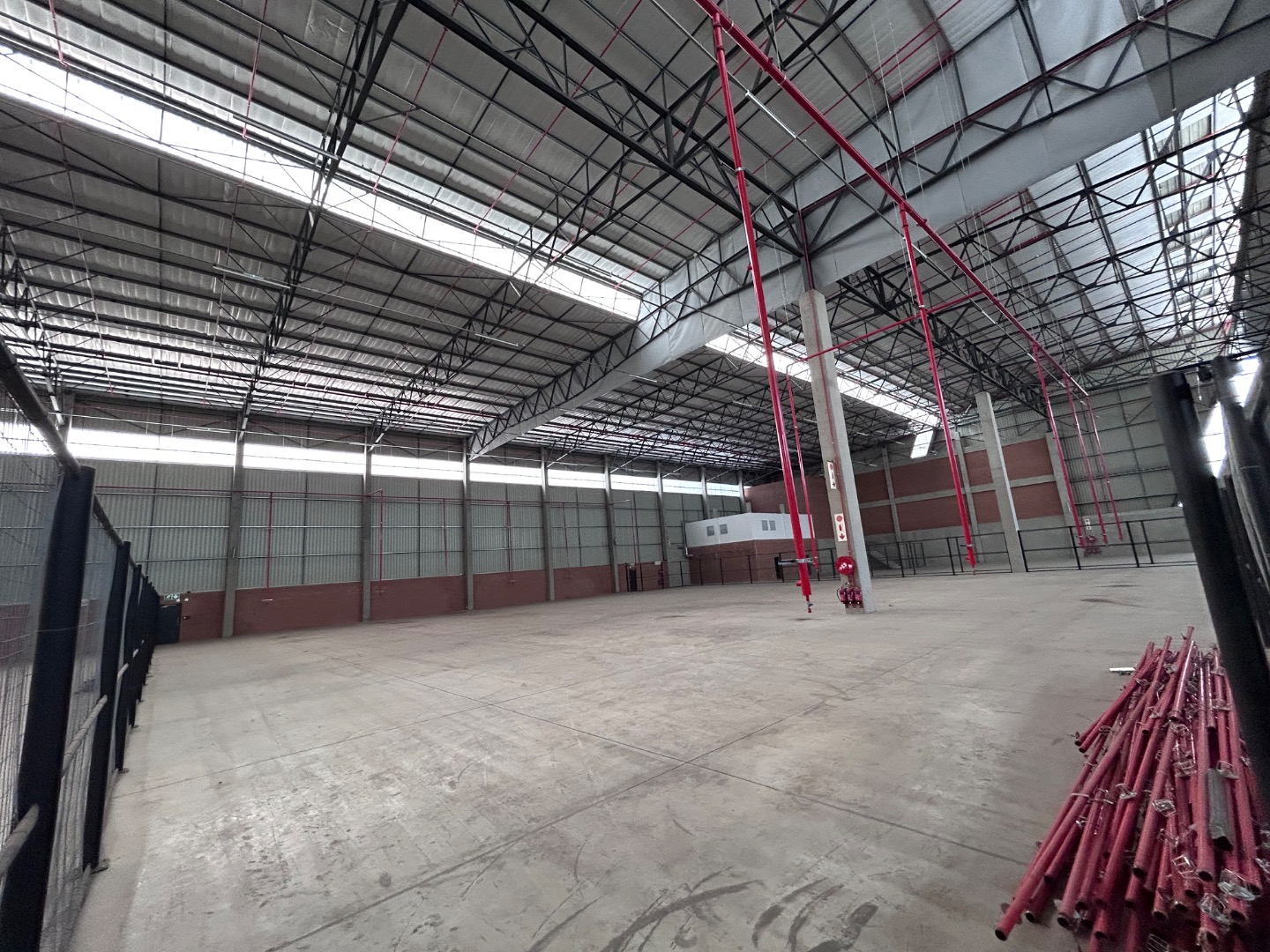 Industrial Property To Rent in Samrand Business Park